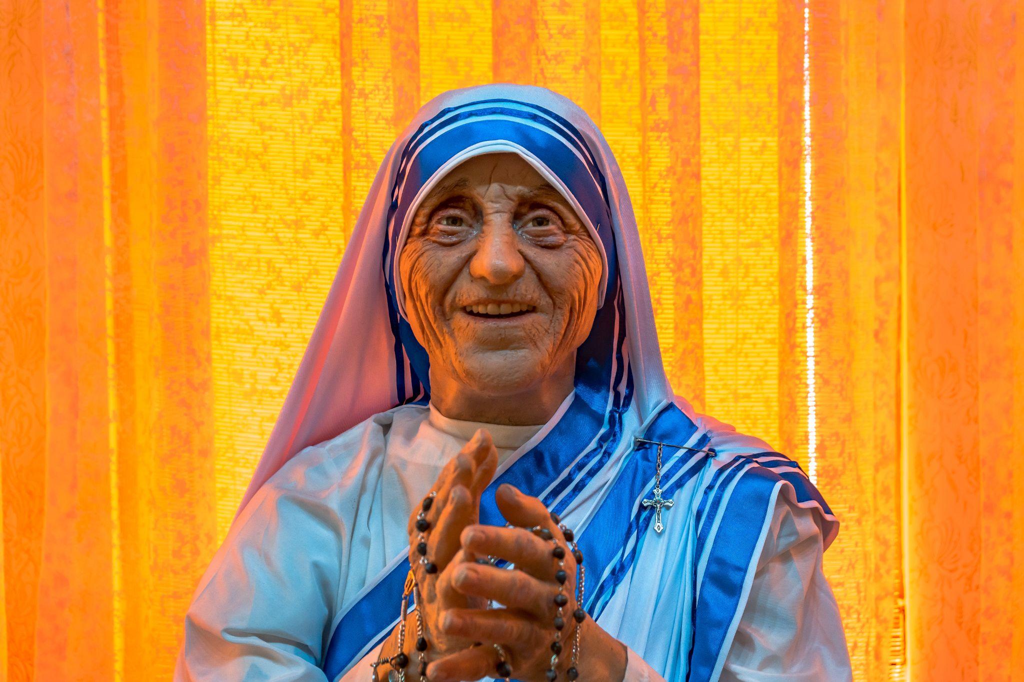 Mother Teresa sculpture 