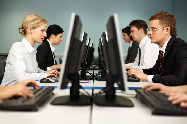 The Benefits of Working with Trained IT Professionals